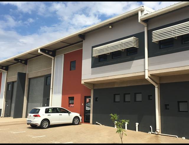 534M² WAREHOUSE TO LET IN CORNUBIA